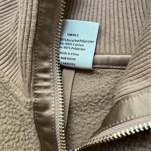 Varley small women’s half zip - Picture 4 of 4